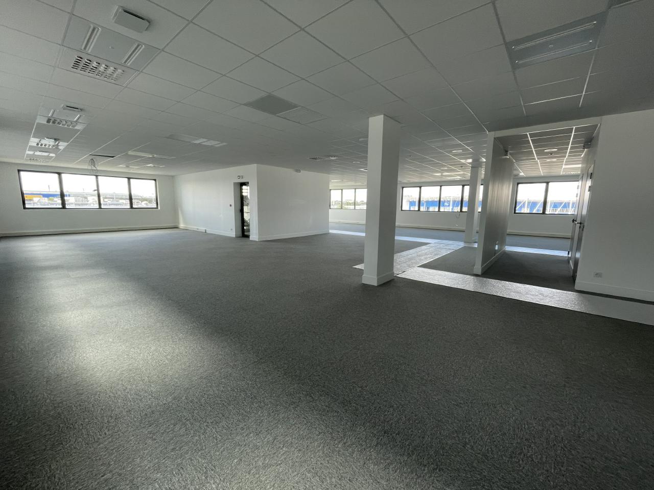 Bureau Saint-Herblain 2912m² Location bureau Saint-Herblain Loire-Atlantique OLBUR2116083 0